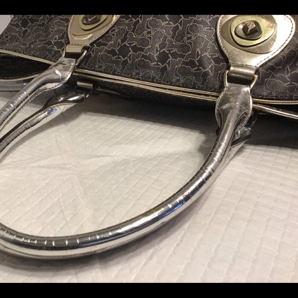 Celine Bags - Picture 13 of 16